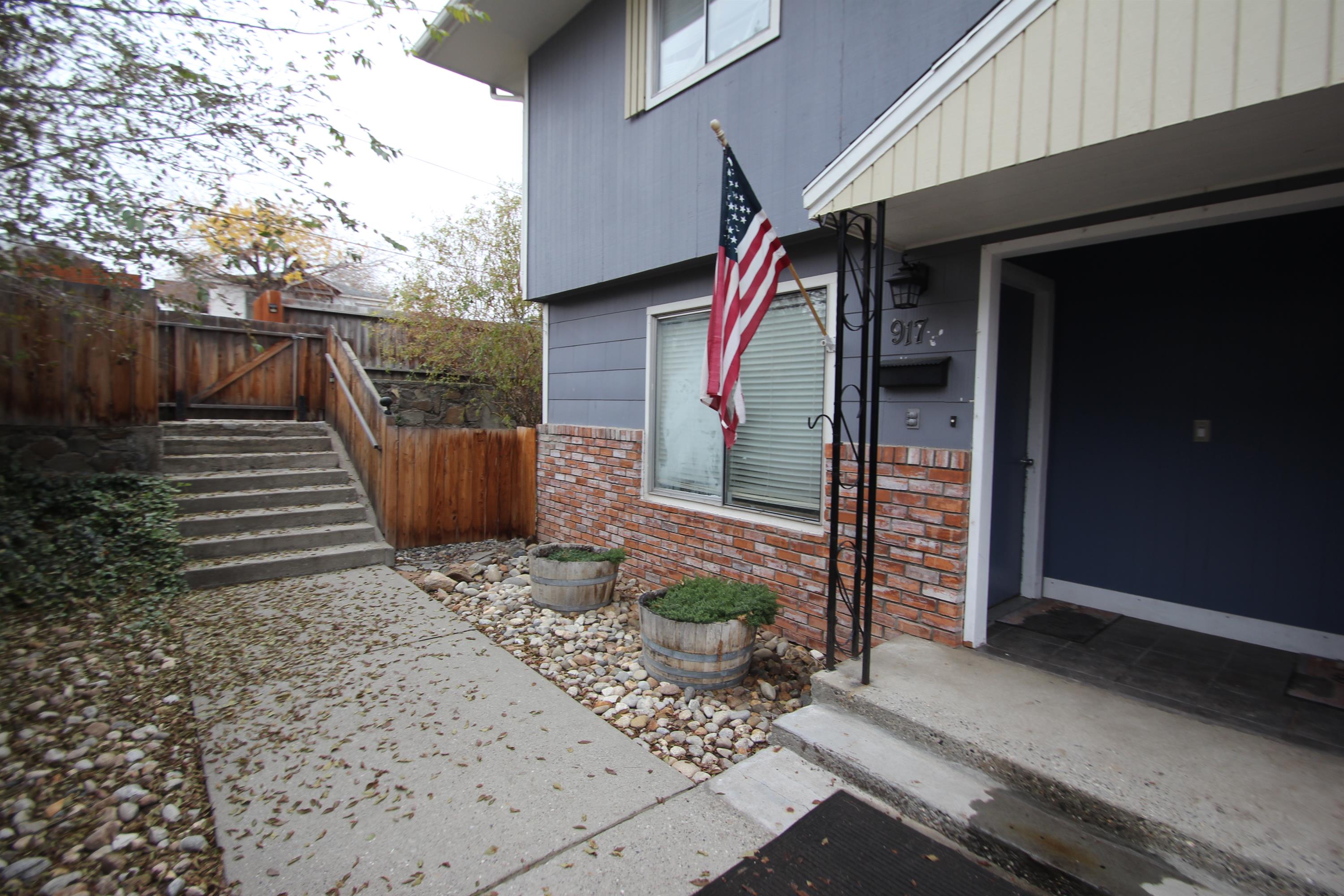 917 Cashmere Street - 917